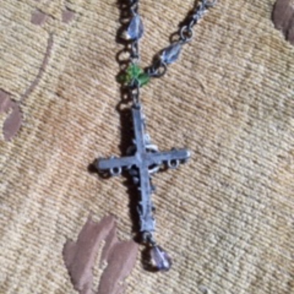 CROSS WITH CRYSTAL AND BEADS - Picture 7 of 7